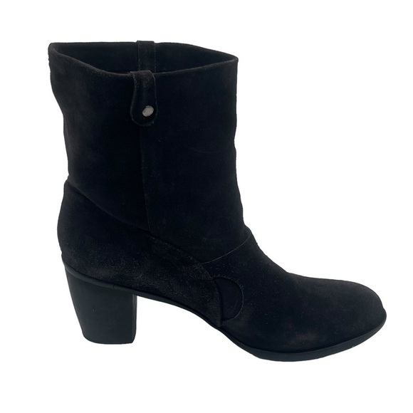 Coclico Black Suede Block Heel Pull On Ankle Boots Size 39 1/2 Women's - Picture 7 of 10